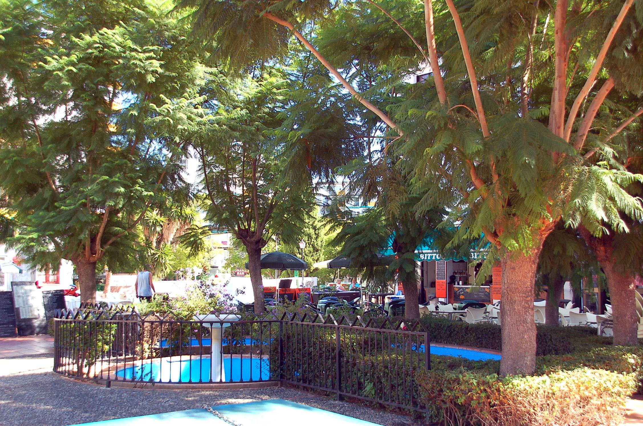 Bonanza Square - Benalmadena & Costa del Sol Property Sales, Rentals